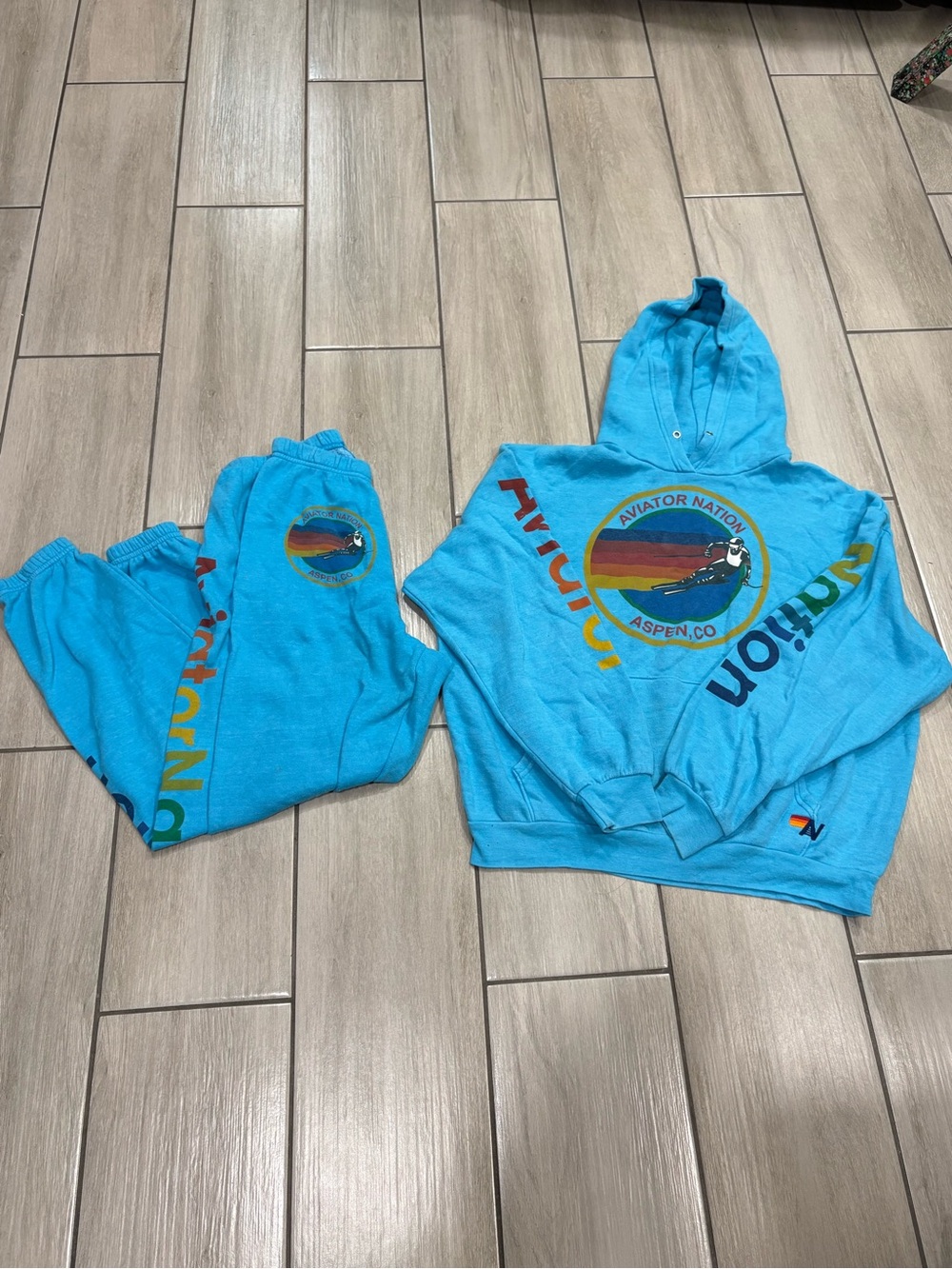 AVIATOR NATION Vail Relaxed Pullover Hoodie and pants  Men's Size S  Neon Blue